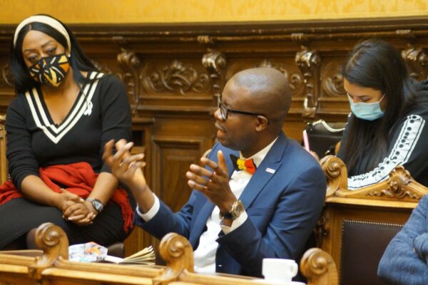 Bruxelles: Saint-josse fait le choix d’un traitement anti-raciste des réfugiés venus d’Ukraine