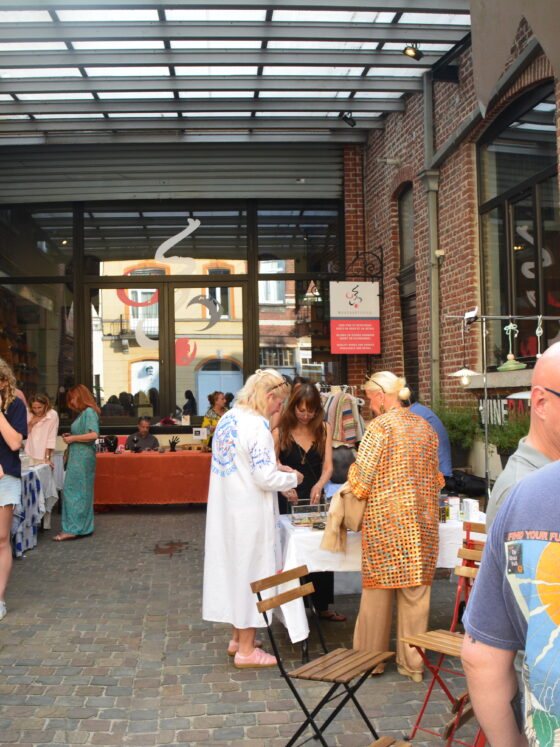 The Big Bazaar à Ixelles : une célébration réussie de la créativité engagée