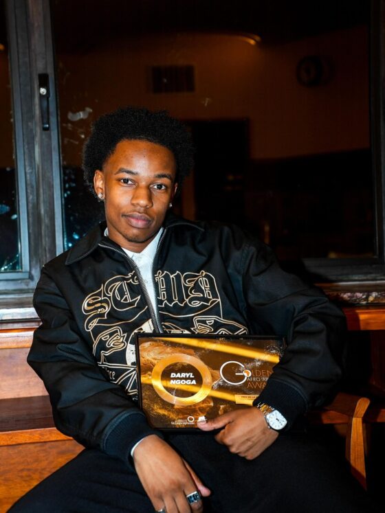 Daryl NGOGA, meilleure performance scénique G3A, dévoile « Lonely »